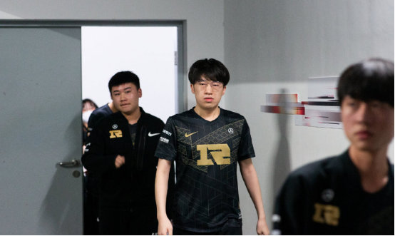 的球员绝不 的球员绝不