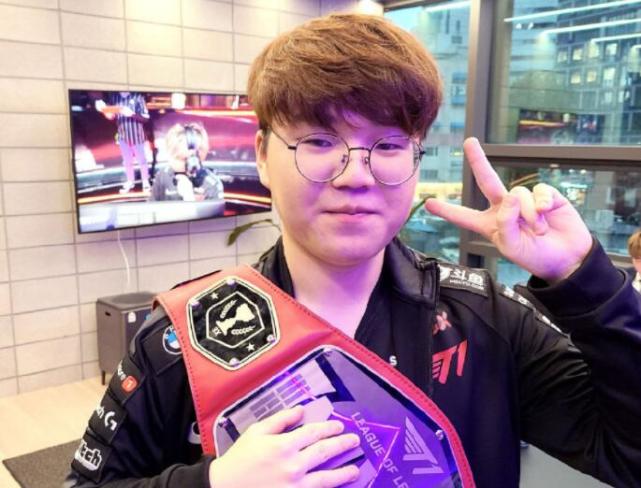 足见其表现 足见其表现