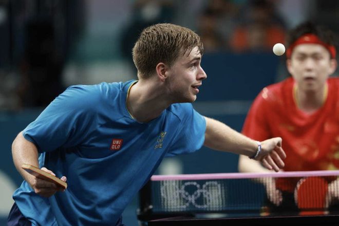 前场抢回球 前场抢回球